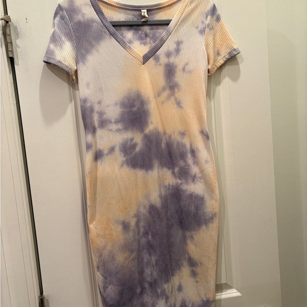 Tie-Dye V-Neck Bodycon Maternity Dress